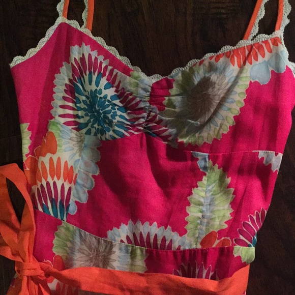 Dress - Picture 2 of 3